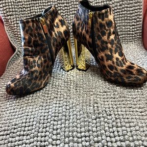 BAMBOO SCENERY LEOPARD‎ BOOTIES